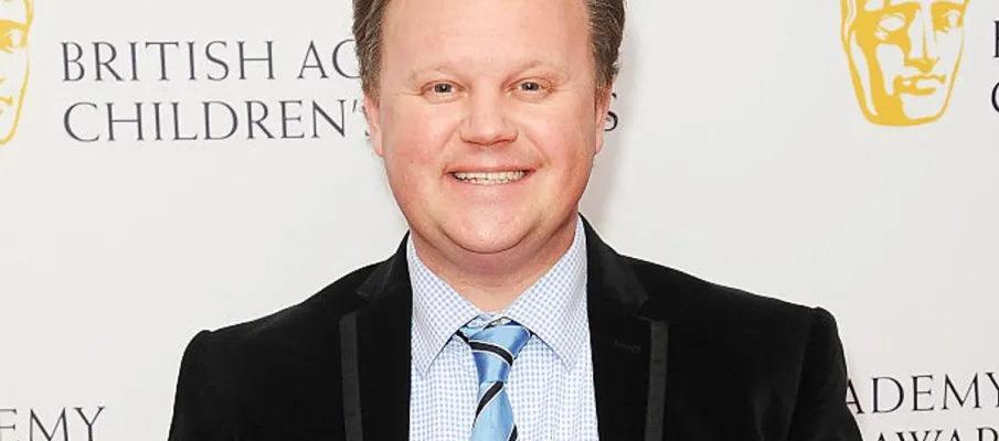 A vida de Justin Fletcher, o Mr. Tumble: do sucesso infantil ao amor com a colega de elenco