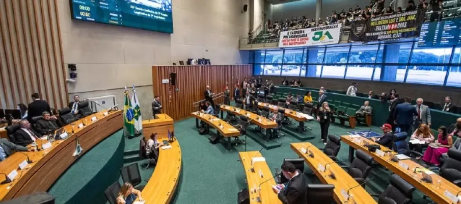 Or�amento de 2027 e crise do BRB dominam volta dos trabalhos na CLDF