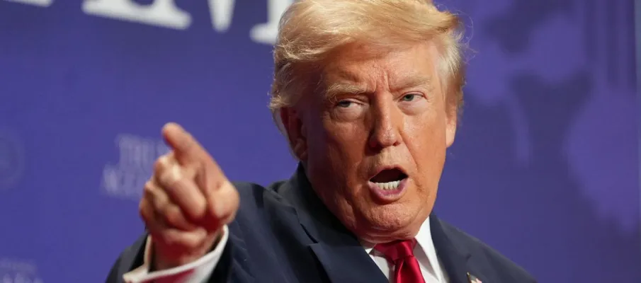 Trump deve anunciar que aliens existem, dizem especialistas em OVNIs