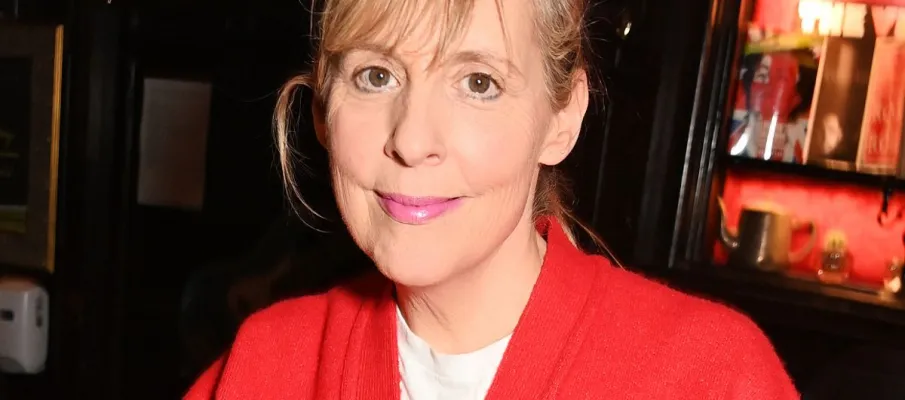 Mel Giedroyc revela motivo 'sombrio' para tentar desistir do Bake Off ap�s apenas um dia