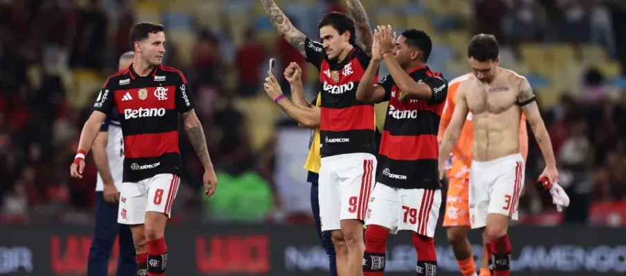 Flamengo fica a um passo do t�tulo: chance sobe para quase 70% ap�s goleada