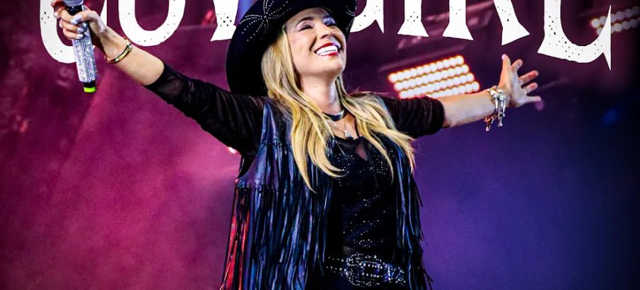 Elis Justi em 'Cowgirl'