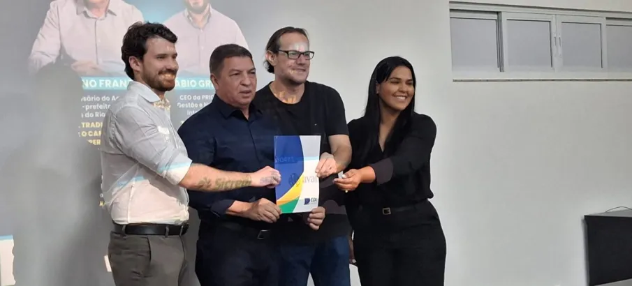 Prefeitura firma parceria para ajudar pequenos neg�cios em Lucas do Rio Verde
