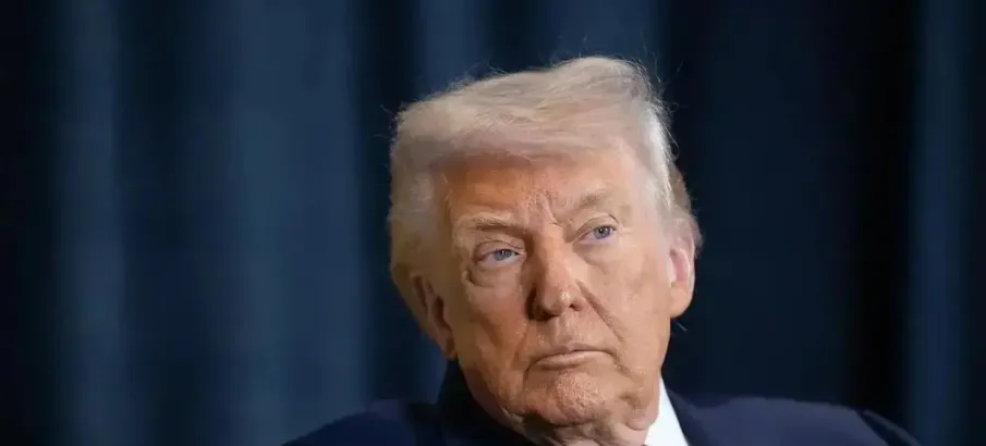 Trump ignora carta de Fl�vio Bolsonaro e diz: 'N�o vou me envolver'