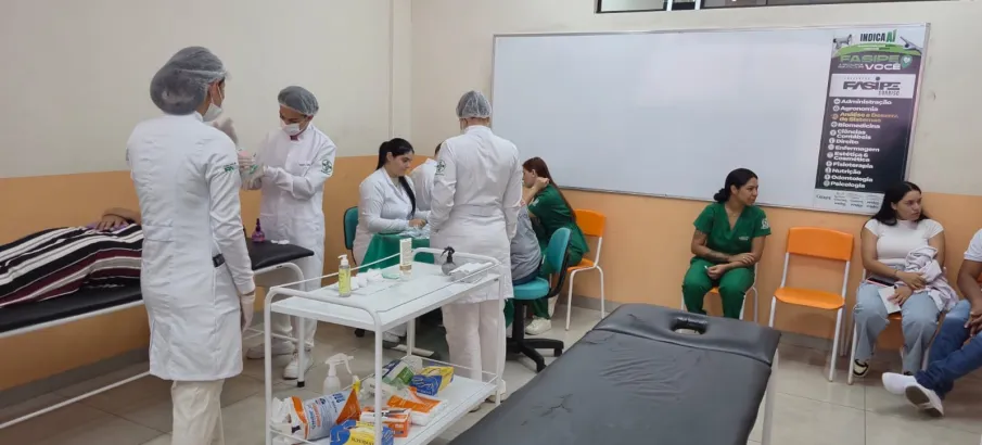 Mutir�o gratuito leva 15 mil pessoas a consultas, exames e vagas de emprego em Mato Grosso