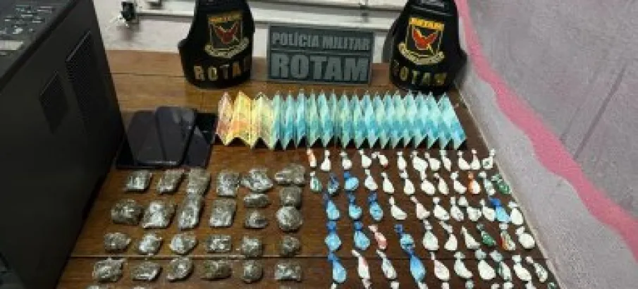 PM fecha boca de tr�fico e prende traficante e adolescente em Cuiab�