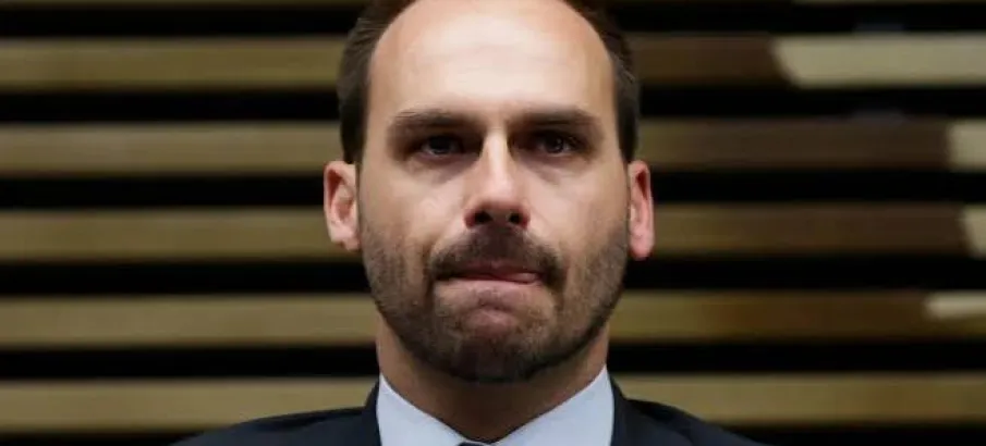 Eduardo Bolsonaro condenado pelo STF pede ajuda a Trump para novas san��es contra ministros