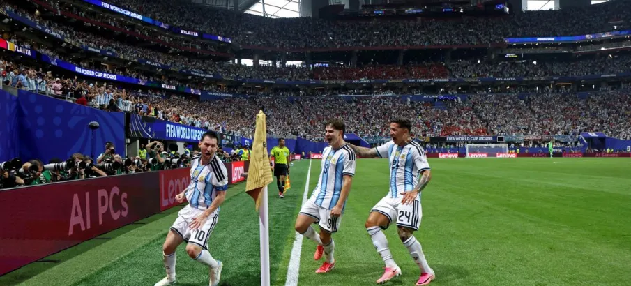 Espanha e Argentina j� preparam novos craques para a Copa de 2030