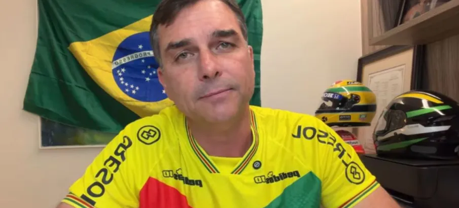 Fl�vio n�o dep�e � pol�cia sobre acusa��o de cal�nia contra Lula