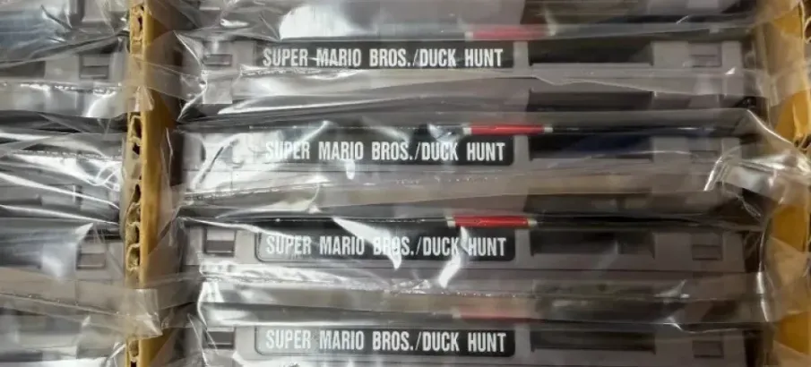 Caixa Esquecida Revela 97 Cartuchos Raros de Super Mario e Duck Hunt