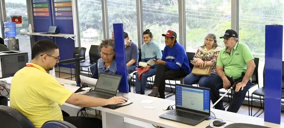 Carretas do Poupatempo levam servi�os essenciais a Pindorama e Bofete sem fila de espera