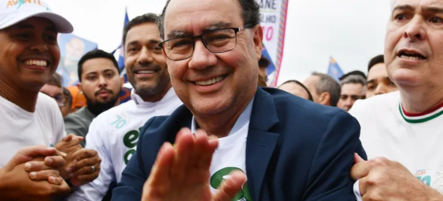 Augusto Cury cancela agenda e chora ap�s morte de Bruno Avelar e Rick Sollo em acidente de helic�ptero