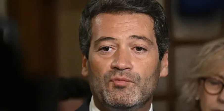 Portugal: Andr� Ventura � condenado a retirar cartazes preconceituosos