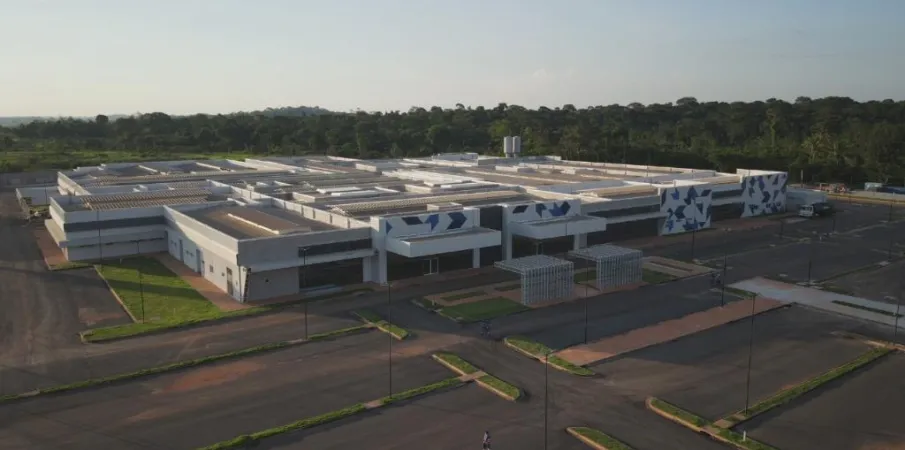 Obras dos quatro novos Hospitais Regionais avan�am em Mato Grosso