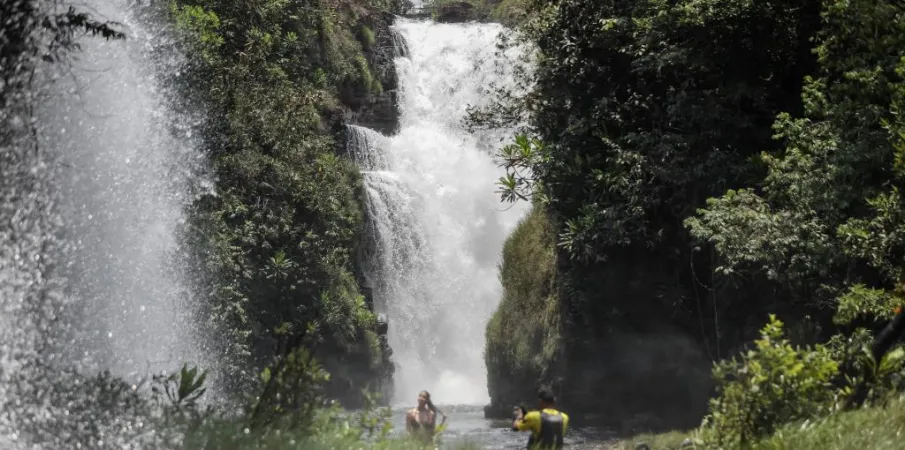 Defesa Civil de MT alerta para risco de cabe�a d>�gua em rios e cachoeiras