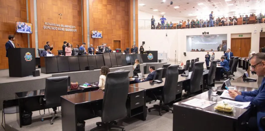 Deputados aprovam projeto do Governo que cria Gabinete de Enfrentamento � Viol�ncia Contra as Mulheres