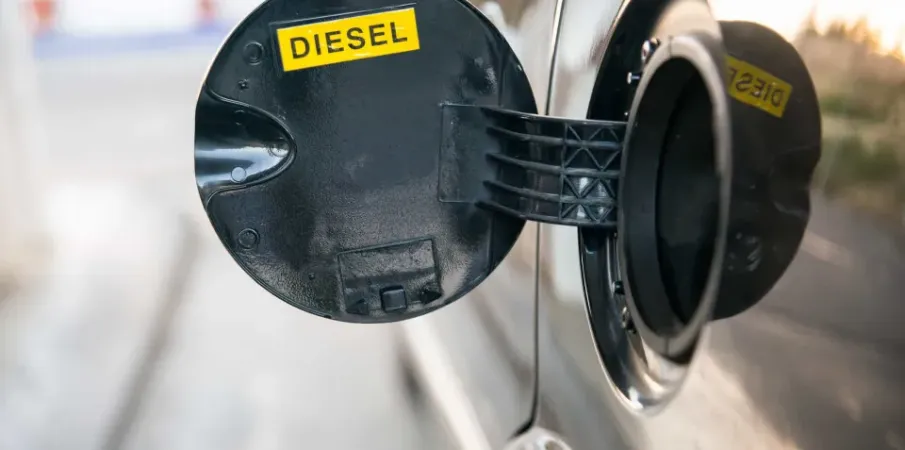 Lula zera tributo sobre diesel e cria imposto de exporta��o para conter pre�os com guerra no Ir�