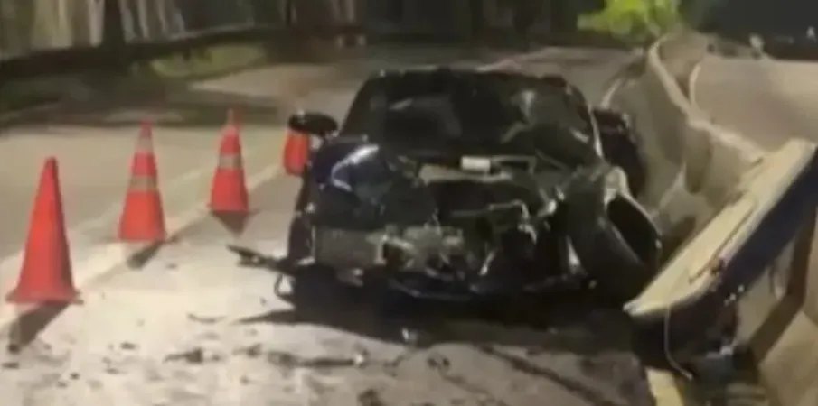 Motorista de Porsche invade a contram�o e causa acidente com 4 feridos na zona leste de SP