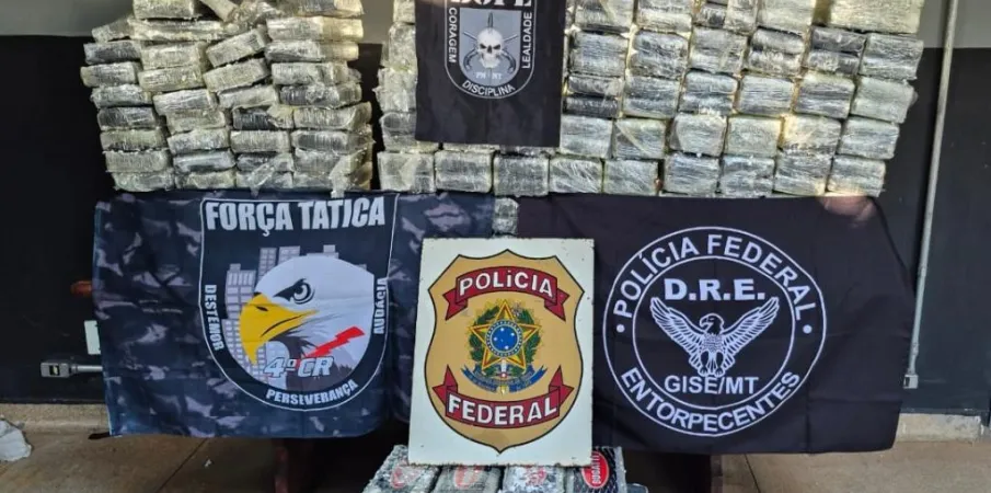 For�as de seguran�a apreendem 250 quilos de coca�na e causam preju�zo de R$ 15 milh�es �s fac��es criminosas