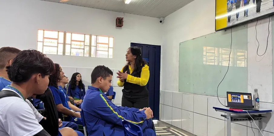 Detran leva circuito de palestras sobre educa��o para o tr�nsito a 680 estudantes de Cuiab�