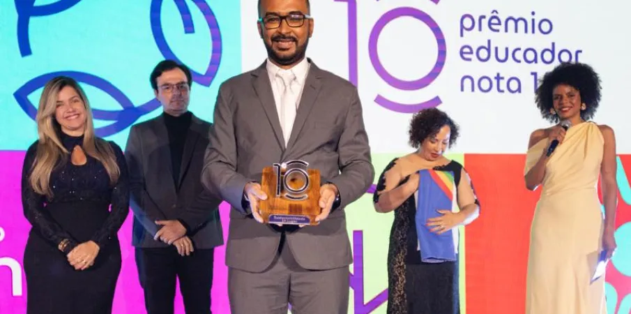 Pr�mio Educador Nota 10 prorroga prazo para inscri��es