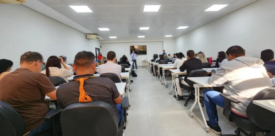 Pontos focais do PADIS-MT participam de forma��o sobre implementa��o de pol�ticas educacionais
