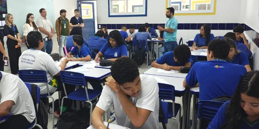 T�cnicos acompanham recomposi��o das aprendizagens com apoio do Banco Mundial
