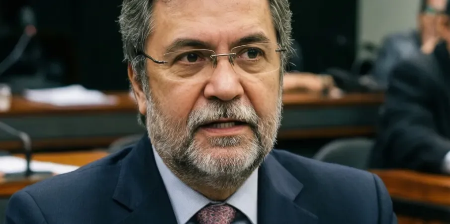 Candidato acusa governo de amea�ar cortar verbas para for�ar apoio pol�tico em MT