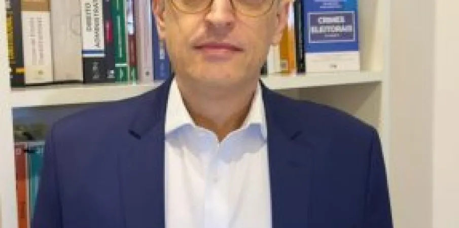 Quando o eleitor n�o chega � urna, a legitimidade fica pelo caminho
