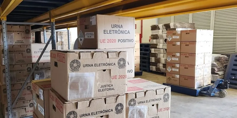 Justi�a Eleitoral monta opera��o gigante para levar urnas a todo Mato Grosso