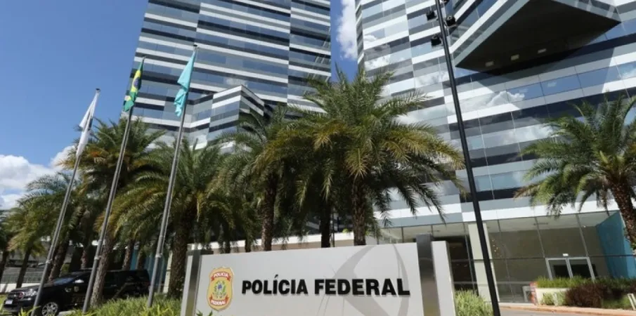 Delegada e agente da PF s�o afastados ap�s nova fase da opera��o que investiga o Banco Master