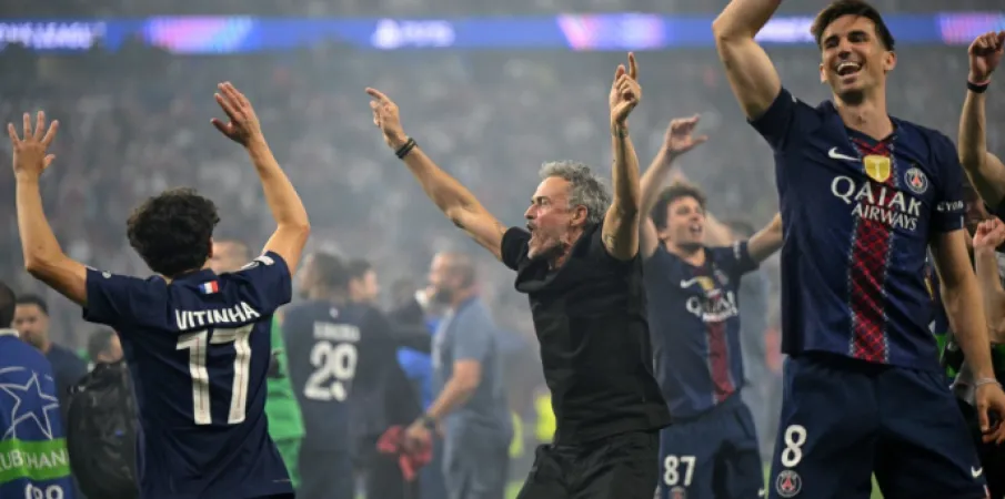 PSG vence Arsenal nos p�naltis e � bicampe�o da Champions League
