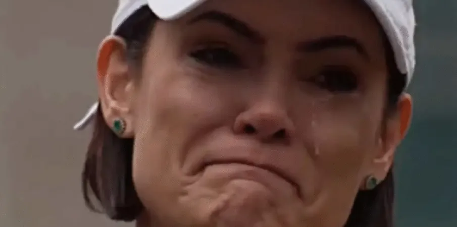 Michelle Bolsonaro chora e denuncia ataques; entenda o caso
