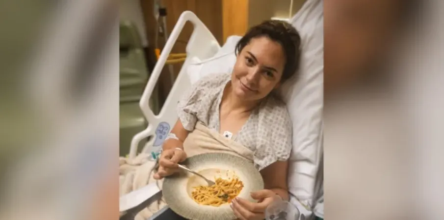 Michelle Bolsonaro posta foto de hospital e agradece ora��es