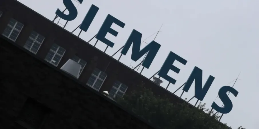 Siemens supera expectativas de receita, mas pedidos na �rea digital decepcionam