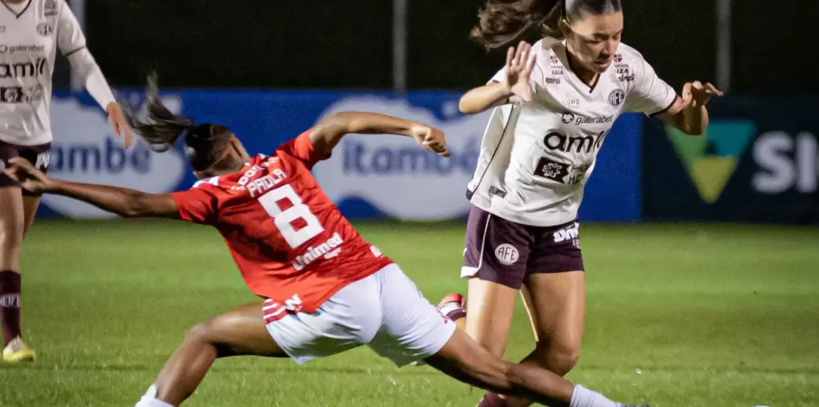 Ferrovi�ria e Bahia garantem vaga nas quartas do Brasileir�o Feminino