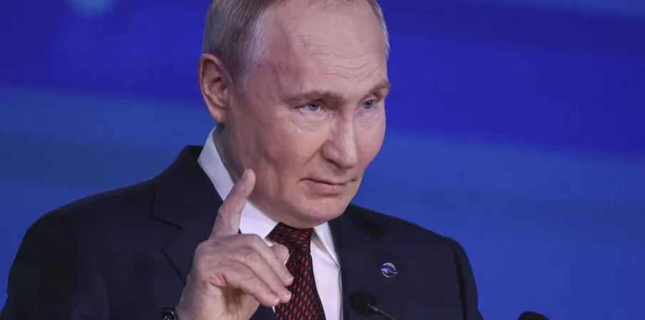 R�ssia de Putin amea�a Reino Unido com ataque nuclear na 3� Guerra Mundial