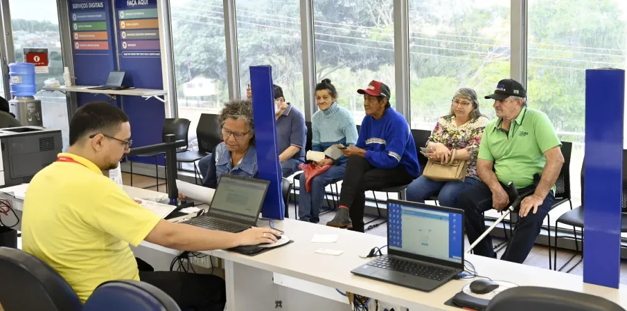 Carretas do Poupatempo levam servi�os essenciais a Pindorama e Bofete sem fila de espera