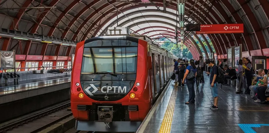 Como conseguir viajar de gra�a de metr� e trem em S�o Paulo para quem est� desempregado