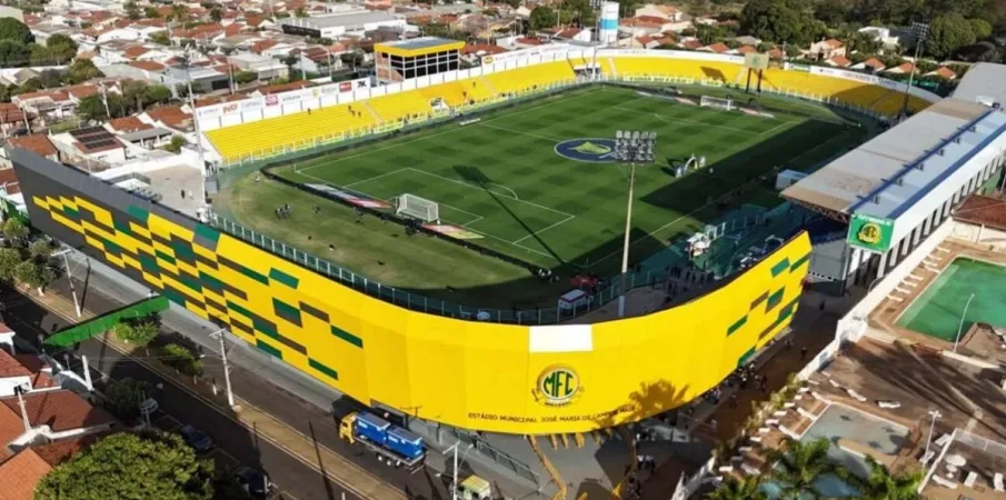 Mirassol e Vit�ria divulgam escala��es para o confronto decisivo do Brasileir�o 2026