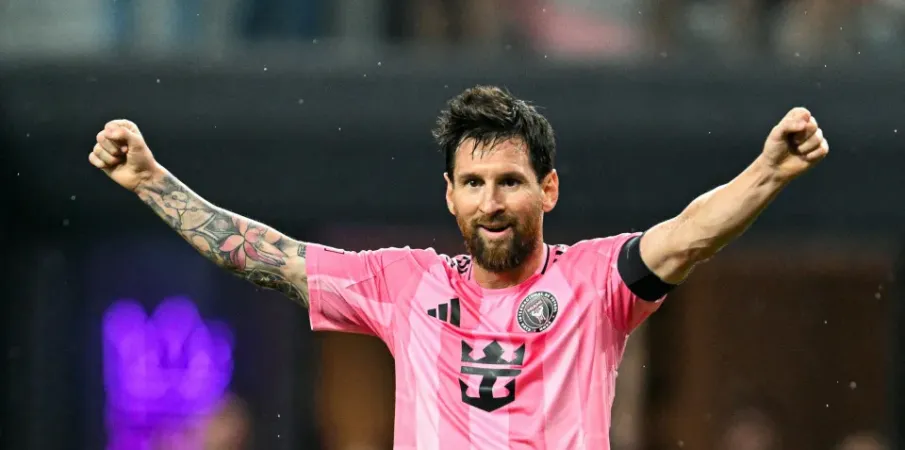 Messi marca 930� gol e se aproxima do recorde de Cristiano Ronaldo