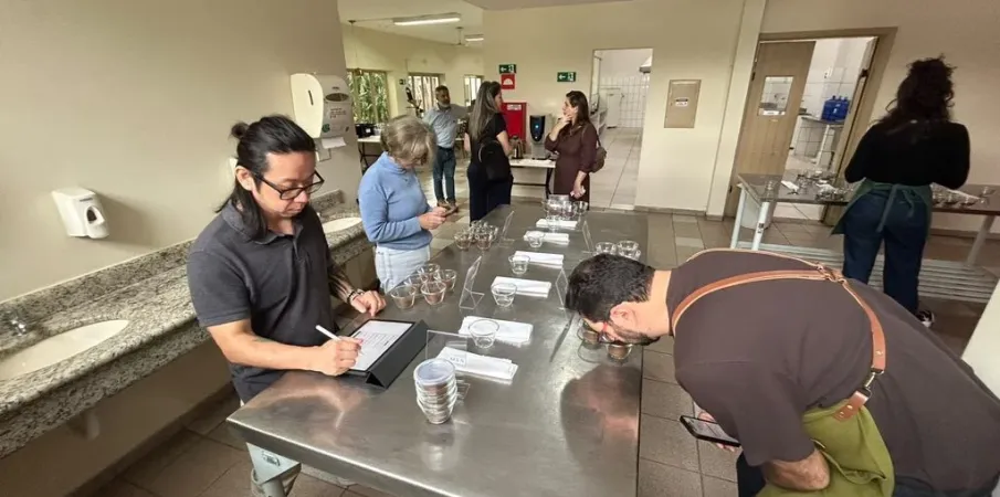 Cafeicultores de S�o Paulo batem recorde e levam 395 amostras ao maior concurso estadual de qualidade